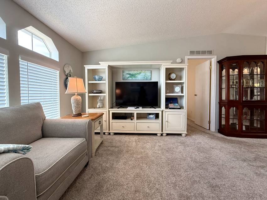 261 Gardenia Ln a Parrish, FL Mobile or Manufactured Home for Sale